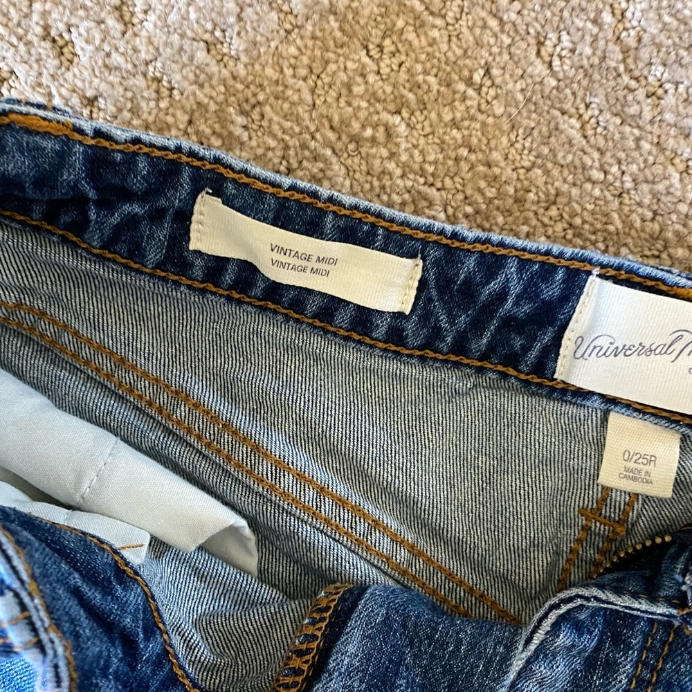 Universal Thread for Target Jean Shorts - Picture 2 of 5